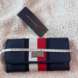 NWT Tommy Hilfiger tri-fold wallet